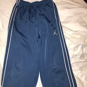 Boys size Med (10/12) Jordan Basketball pants